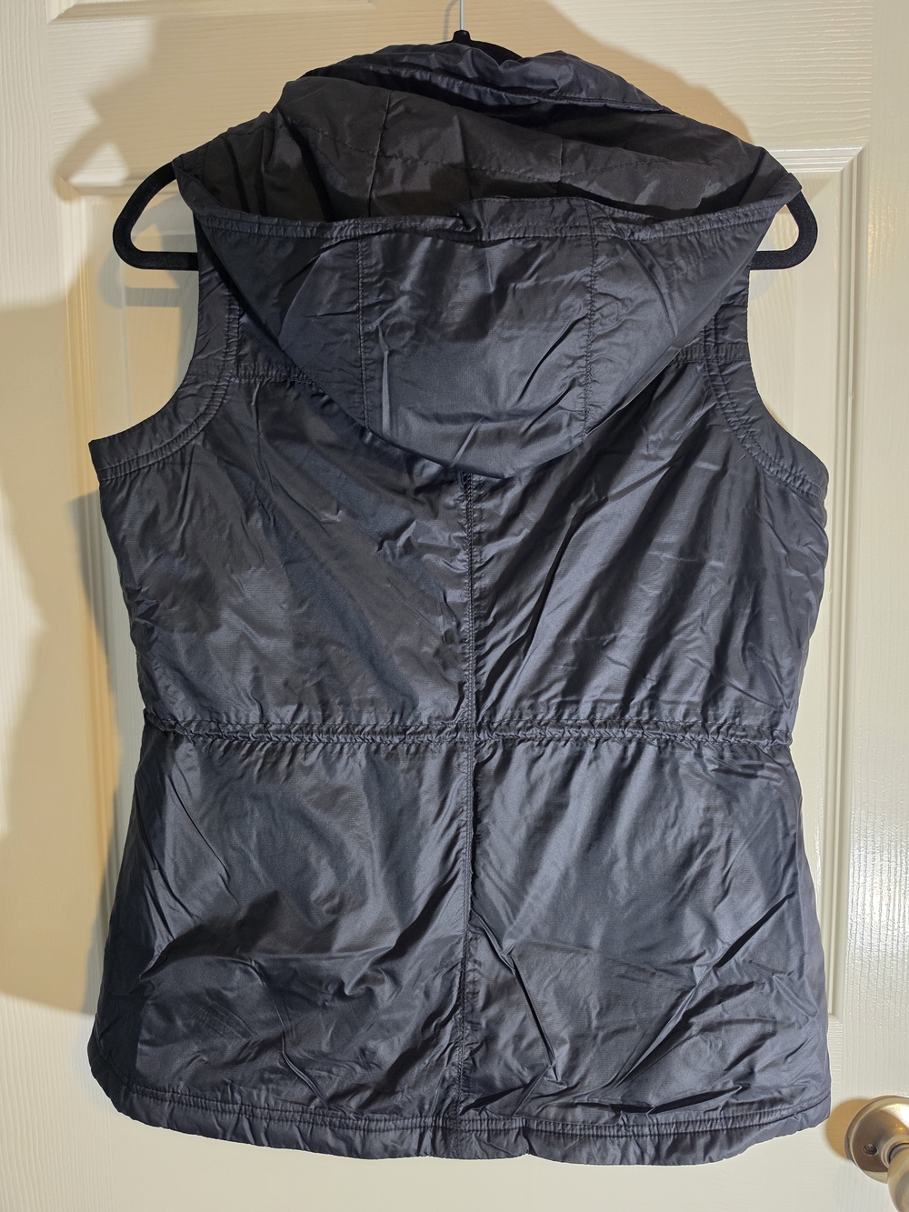 Columbia Women's Black Quilted Puffer Vest - Picture 4 of 9